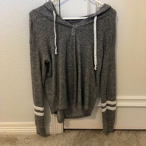 Hollister long sleeve with 2 stripes and hood